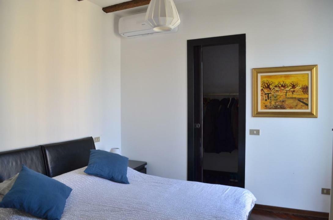 Cozy One Bedroom Apartment In Milano, Brera Екстериор снимка