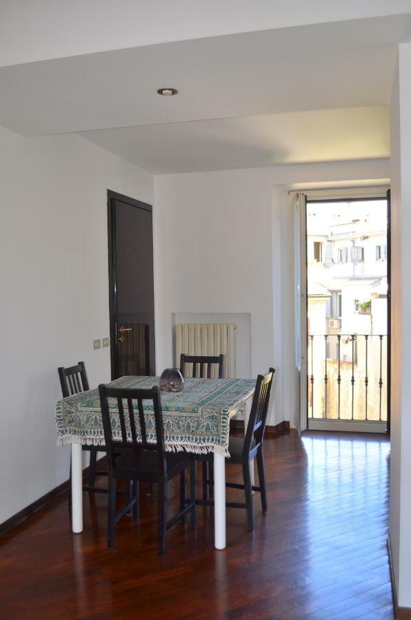 Cozy One Bedroom Apartment In Milano, Brera Екстериор снимка